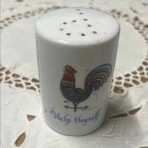 Vintage Rooster pepper Shaker. Berggren Traynor Swedish folk art. One shaker.